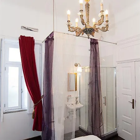 Hotel Nasoni Guest 2*