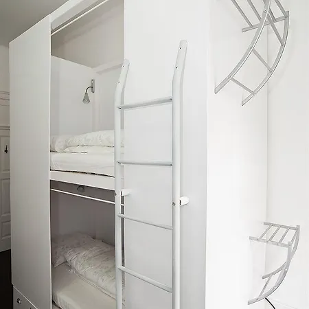 Nasoni Guest 2* Porto